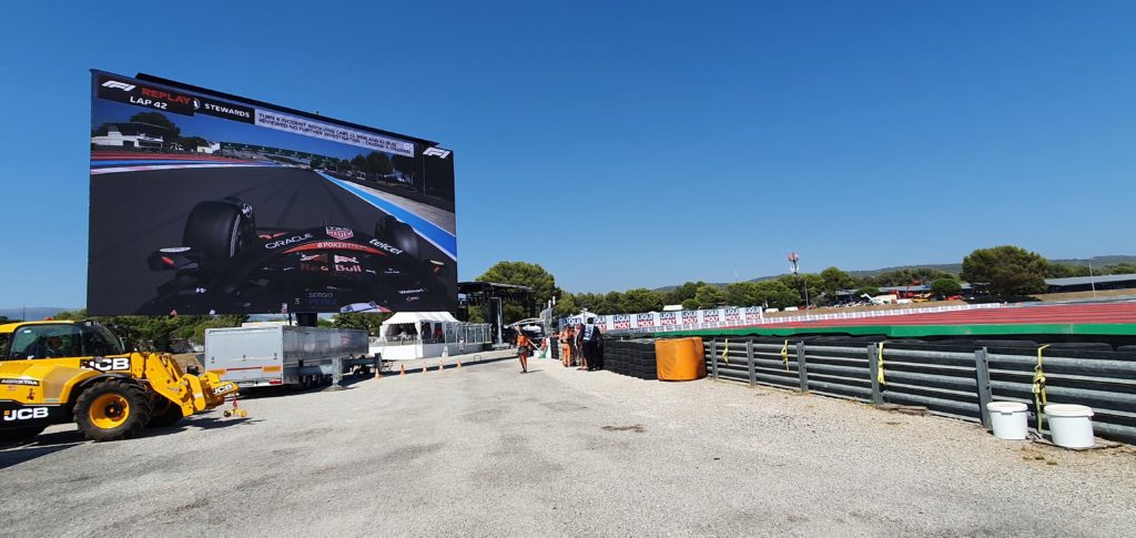 world largest mobile led screen at Le Castellet Circuit Paul Ricard