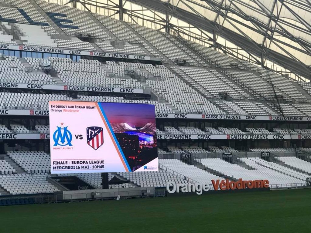 world largest mobile led screen at football match Marseille vs Atletico Madrid - led screen sport event