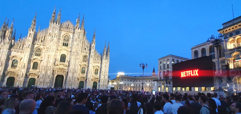 Piazza Del Duomo Stranger Things Launch Screen - Home pagina - home page HD Ledshine
